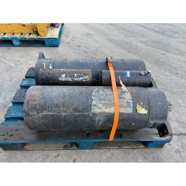 2025 Caterpillar 345-43987259