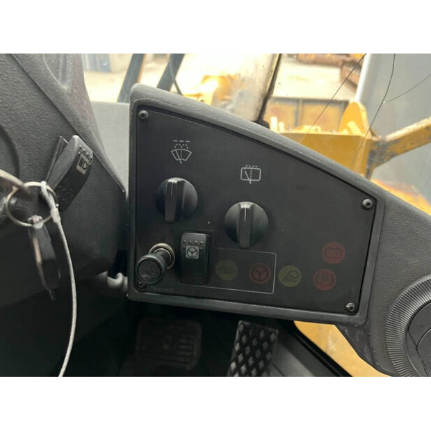 2000 Caterpillar 938G-43987975