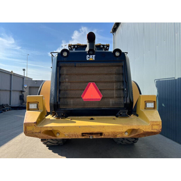 2018 Caterpillar 972M-43988067