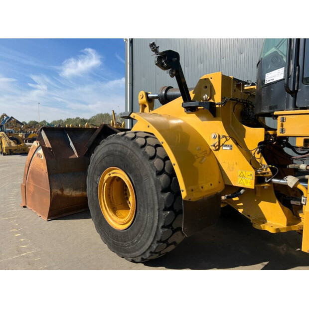 2018 Caterpillar 972M-43988070