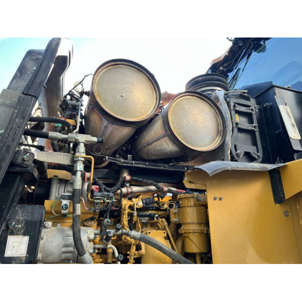 2018 Caterpillar 972M-43988090