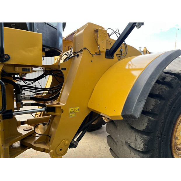 2018 Caterpillar 980M-43988131
