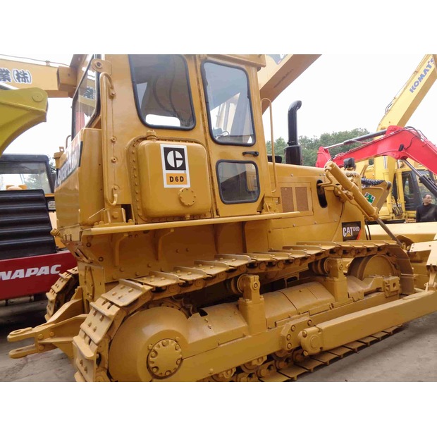 2017 Caterpillar D6D-43988429