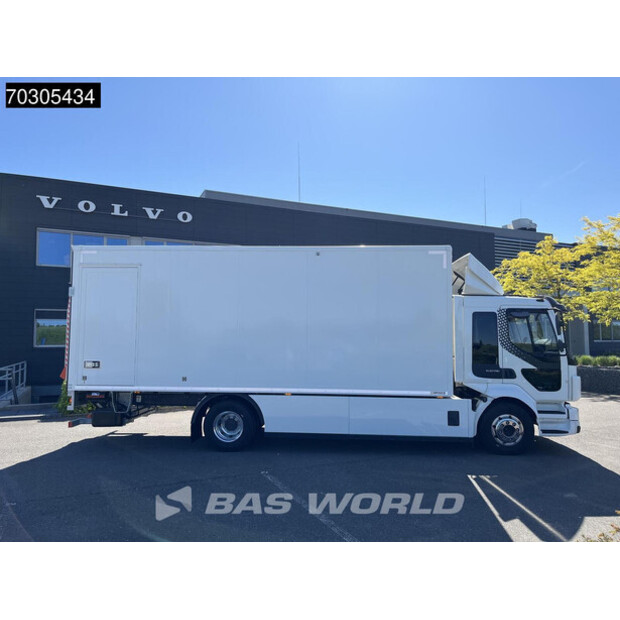 2025 Volvo OTHERS-43988808