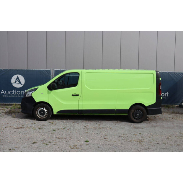 Renault Trafic-43989587