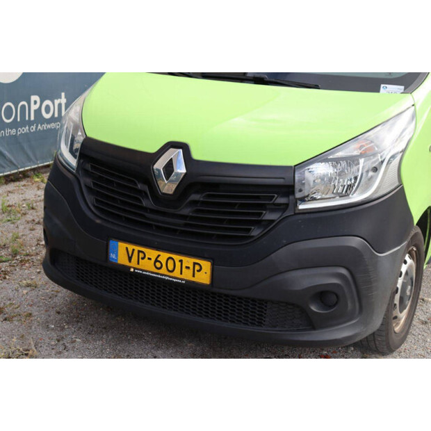 Renault Trafic-43989595