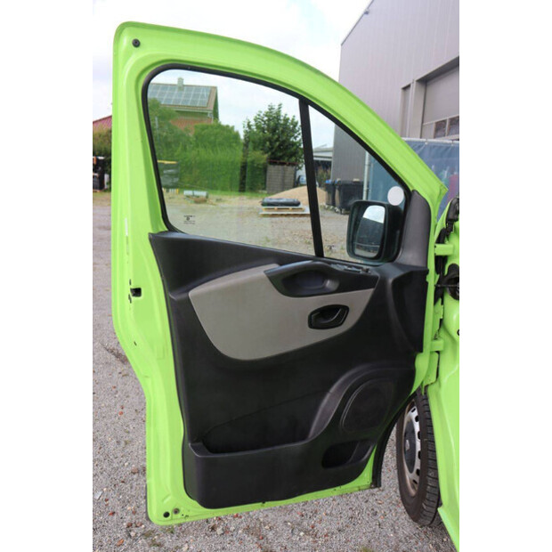 Renault Trafic-43989605