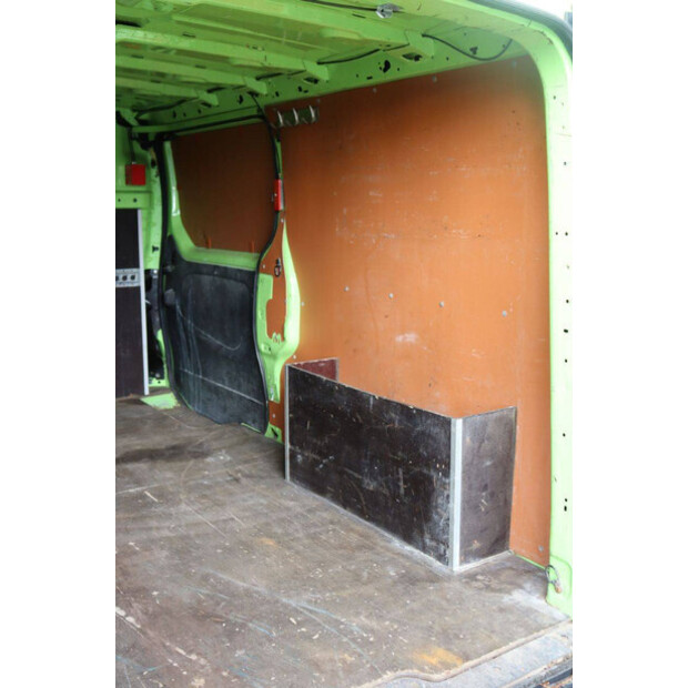 Renault Trafic-43989621