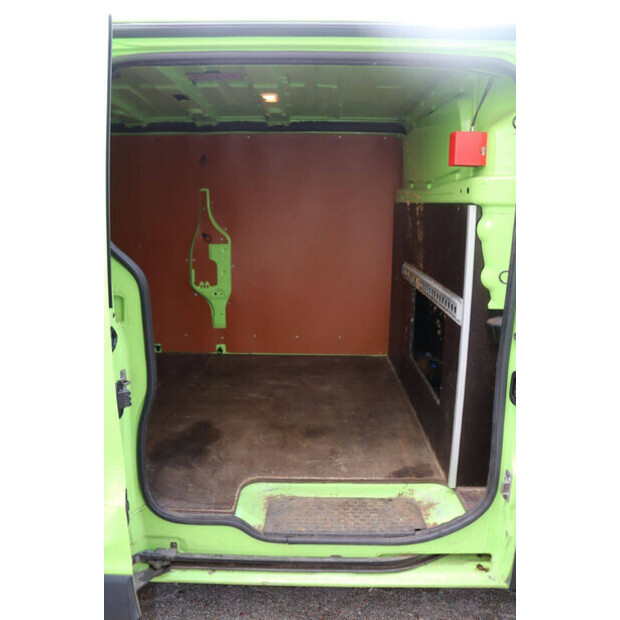 Renault Trafic-43989624