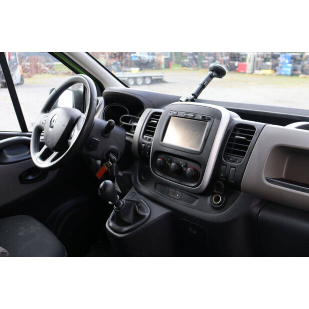 Renault Trafic-43989628