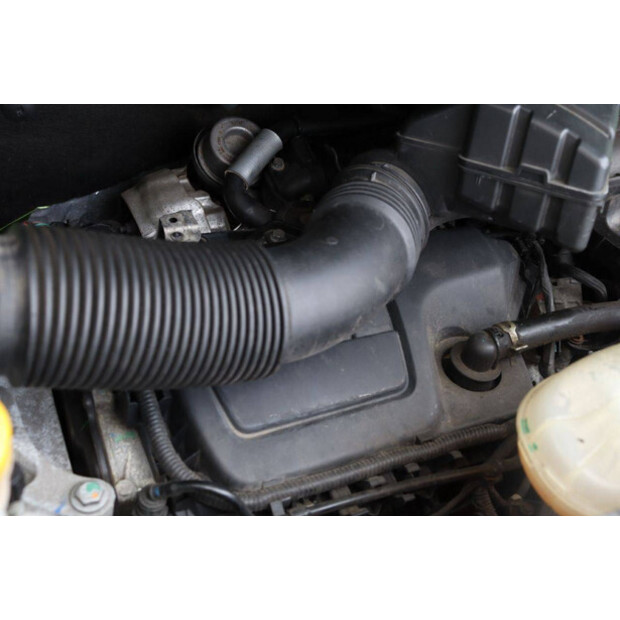 Renault Trafic-43989632