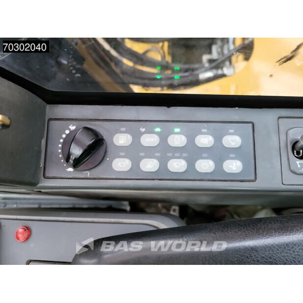 2018 كاتربيلر 335FL CR-43990792