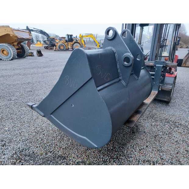 2019 Hitachi ZX300LCN-6-43997328