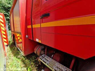 1995-renault-m210-1389799-44003605