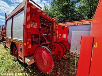 1995-renault-m210-1389799-44003606