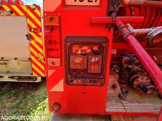 1995-renault-m210-1389799-44003609