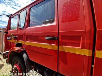 1995-renault-m210-1389799-44003616