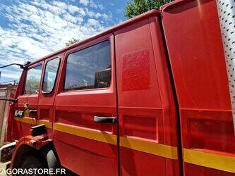 1995-renault-m210-1389799-44003617