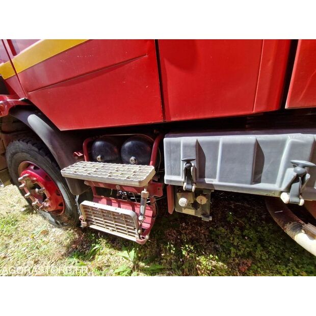 1995 رينو M210-44003618