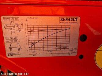 1995-renault-m210-1389799-44003619