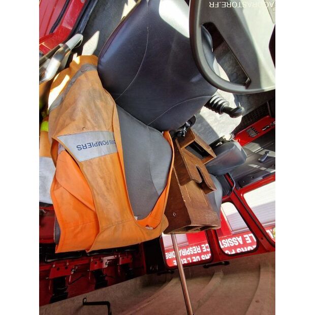 1995 رينو M210-44003621