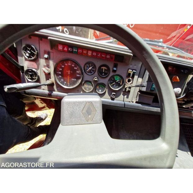 1995 رينو M210-44003625