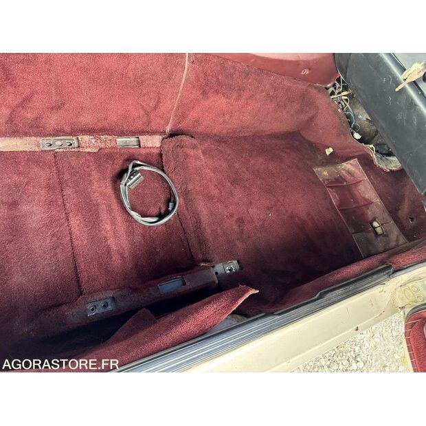 1988 PORSCHE 944-44003635