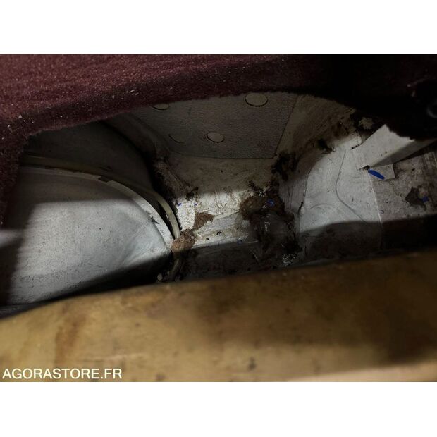 1988 PORSCHE 944-44003650