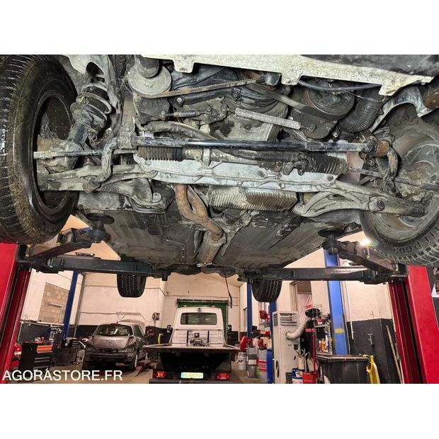 1988 PORSCHE 944-44003657