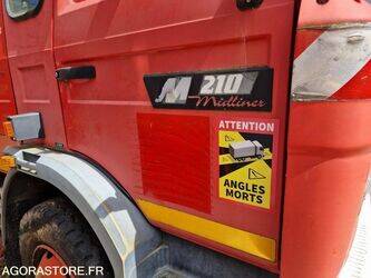 1997-renault-m210-1389810-44003805