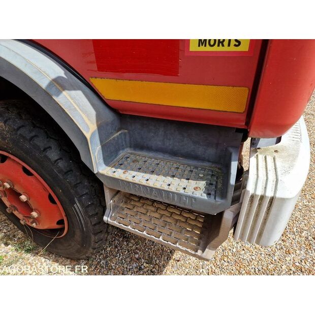 1997 رينو M210-44003808