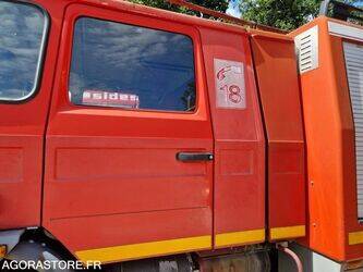 1997-renault-m210-1389810-44003828