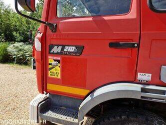 1997-renault-m210-1389810-44003829