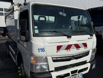 صورة ل شاحنات النفايات 2020 ميتسوبيشي فوزو CANTER