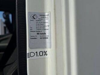 2020-mitsubishi-fuso-canter-1389838-44004205