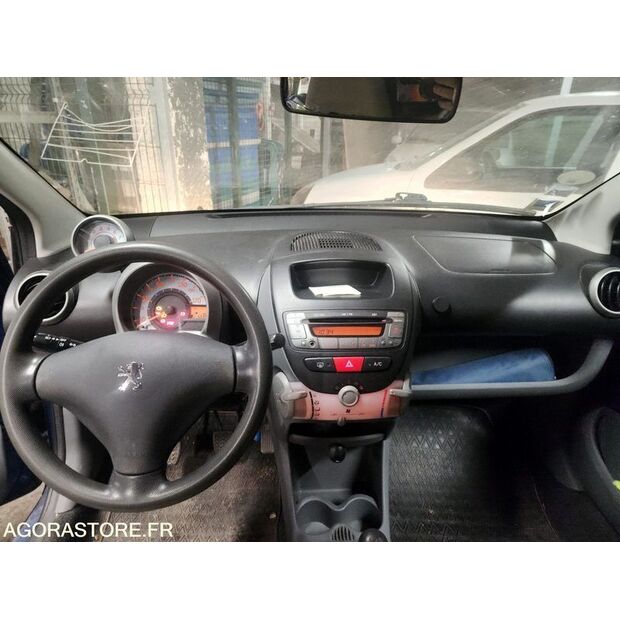 2006 Peugeot 107-44004267