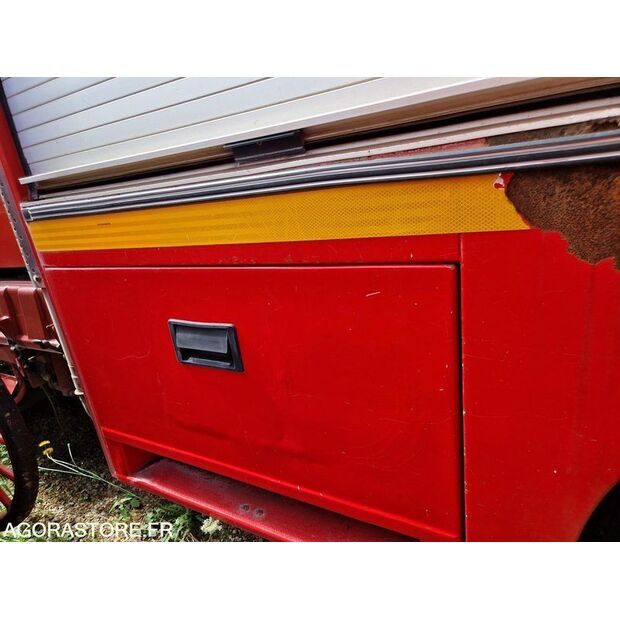 1994 رينو M210-44004530