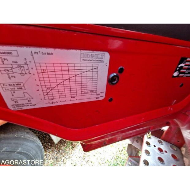 1994 رينو M210-44004537