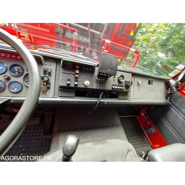 1994 رينو M210-44004543