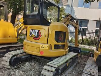 صورة ل حفارات صغيرة 2023 كاتربيلر 305.5E