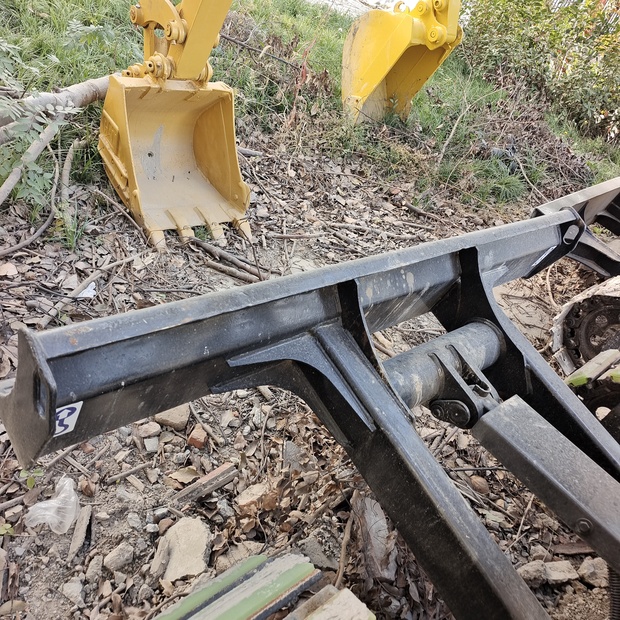 2023 Caterpillar 305.5E-44004660