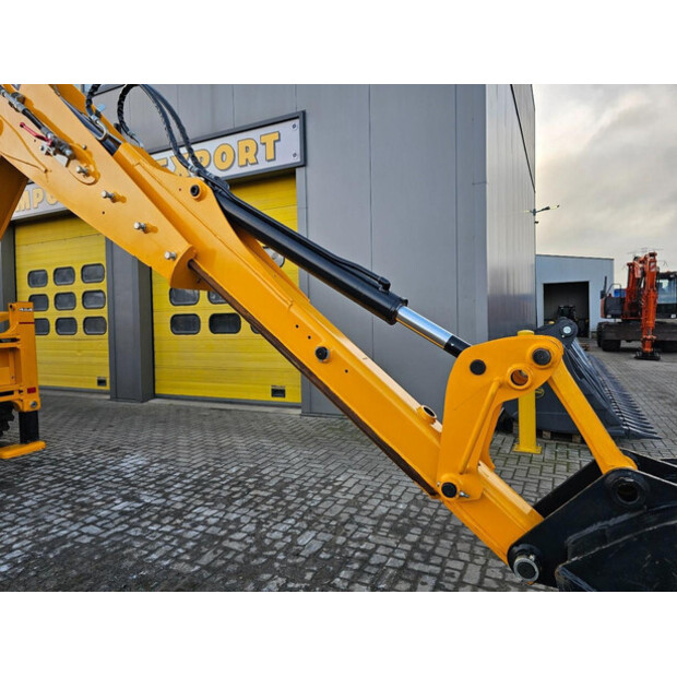 2025 JCB 3DX XTRA-44004760