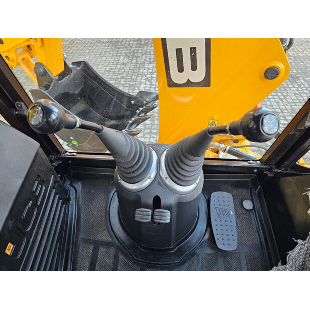 2025 JCB 3DX XTRA-44004768