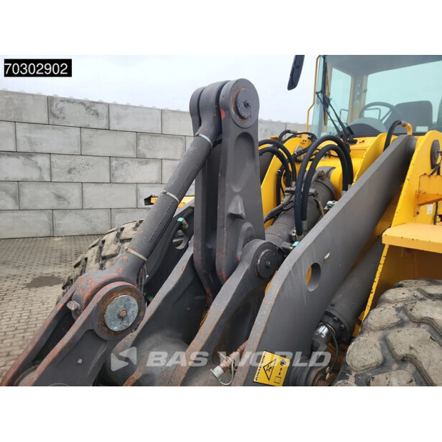 2005 فولفو L150E-44005047