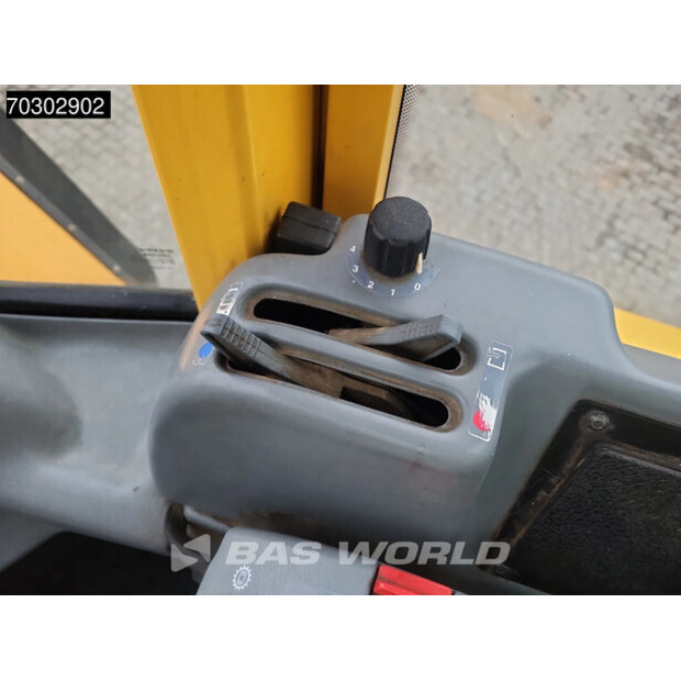 2005 فولفو L150E-44005070