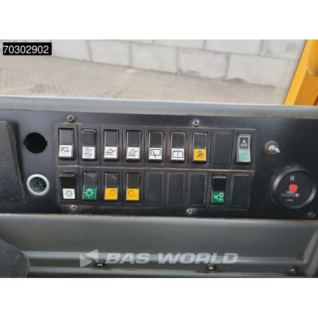 2005 فولفو L150E-44005072