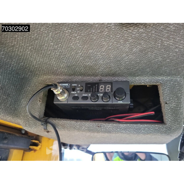 2005 فولفو L150E-44005074