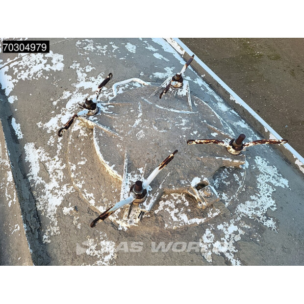 2003 سبيتزر SF2734/2P-44005435