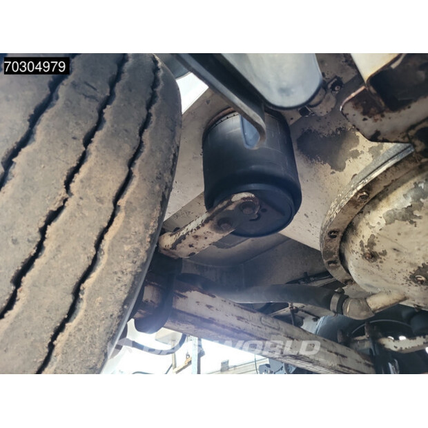 2003 سبيتزر SF2734/2P-44005446