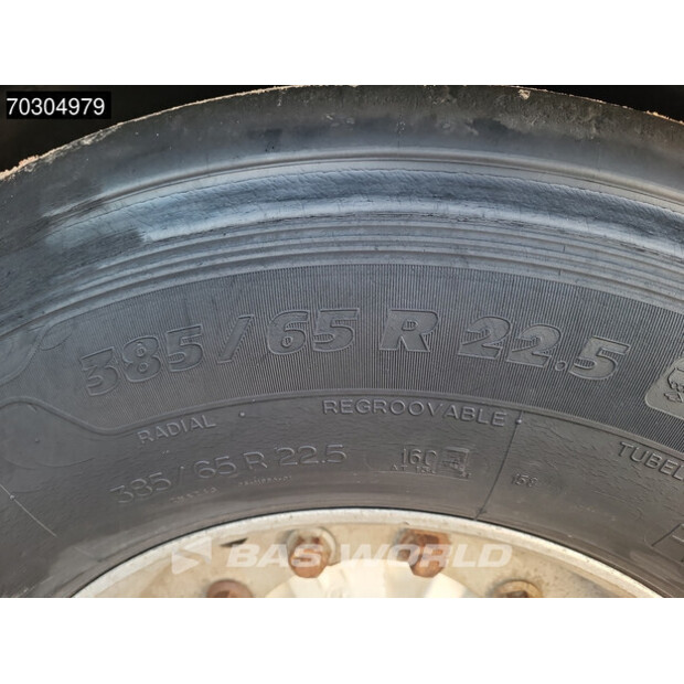 2003 سبيتزر SF2734/2P-44005451